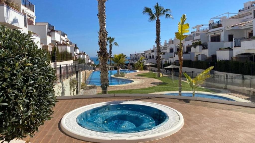 Apartamento Azul Beach Torrevieja Ngoại thất bức ảnh